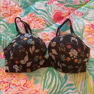 NWOT | VS Black Floral Push Up Bra